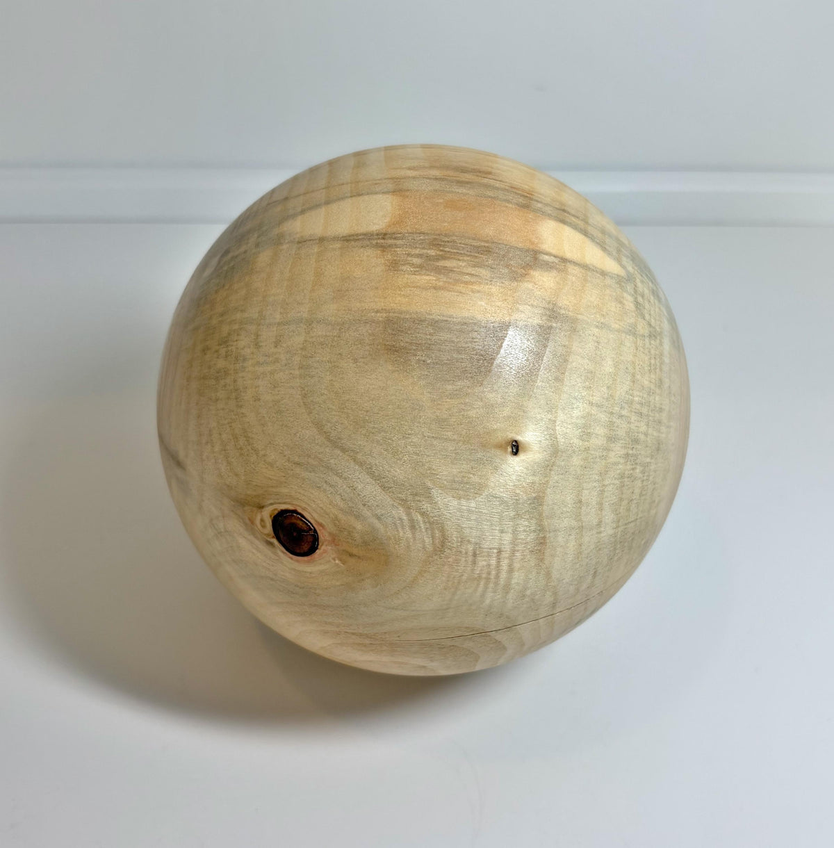 Balsam Poplar Wood Sphere, 5.1 Inch, photo 4 of 4